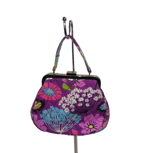 VERA BRADLEY LADIES CLUTCH - Picture 1 of 4